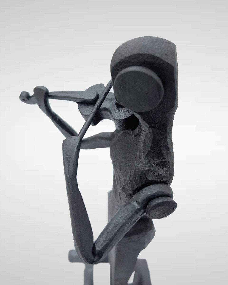 The Violinist by Bowen Beaty at LePrince Galleries