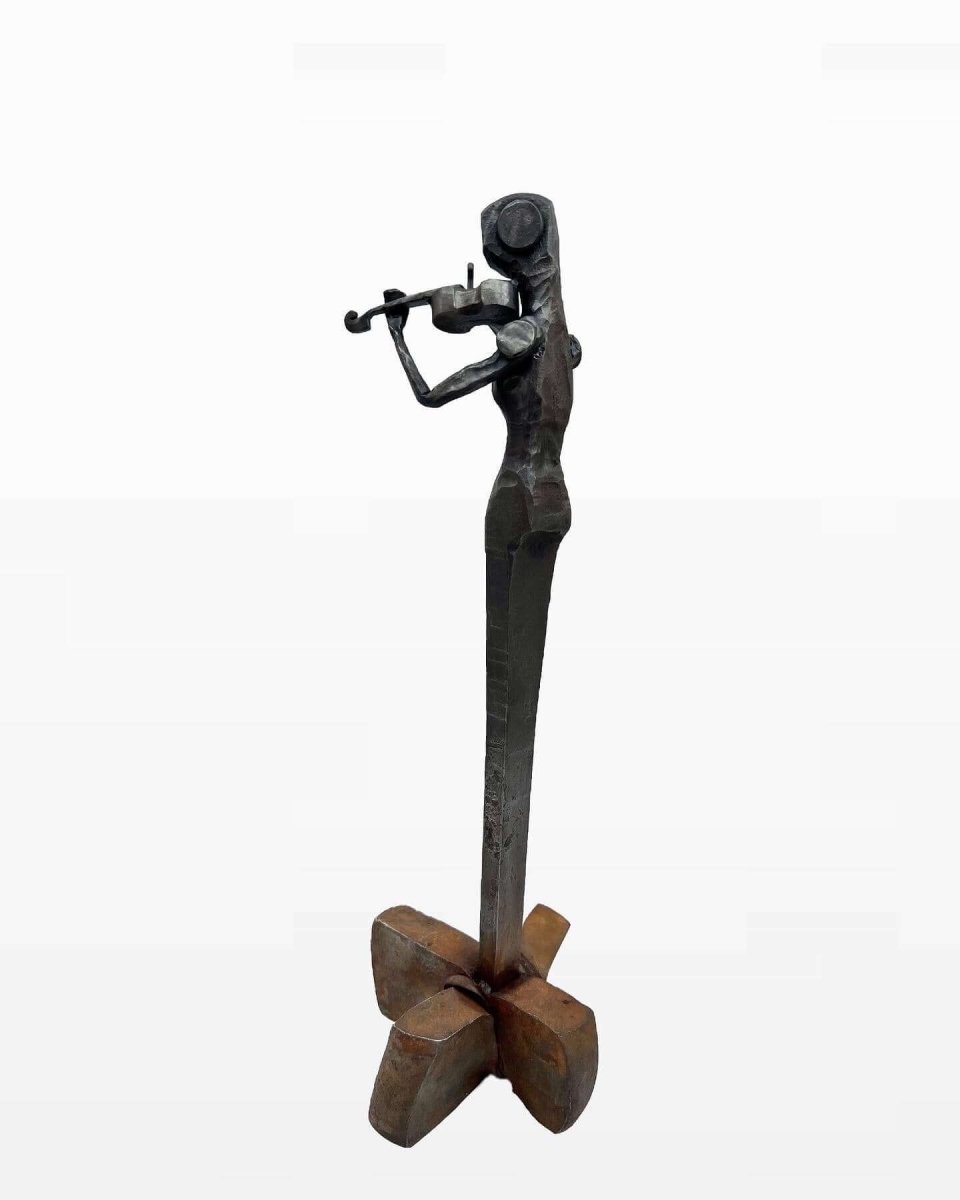 The Soloist by Bowen Beaty at LePrince Galleries